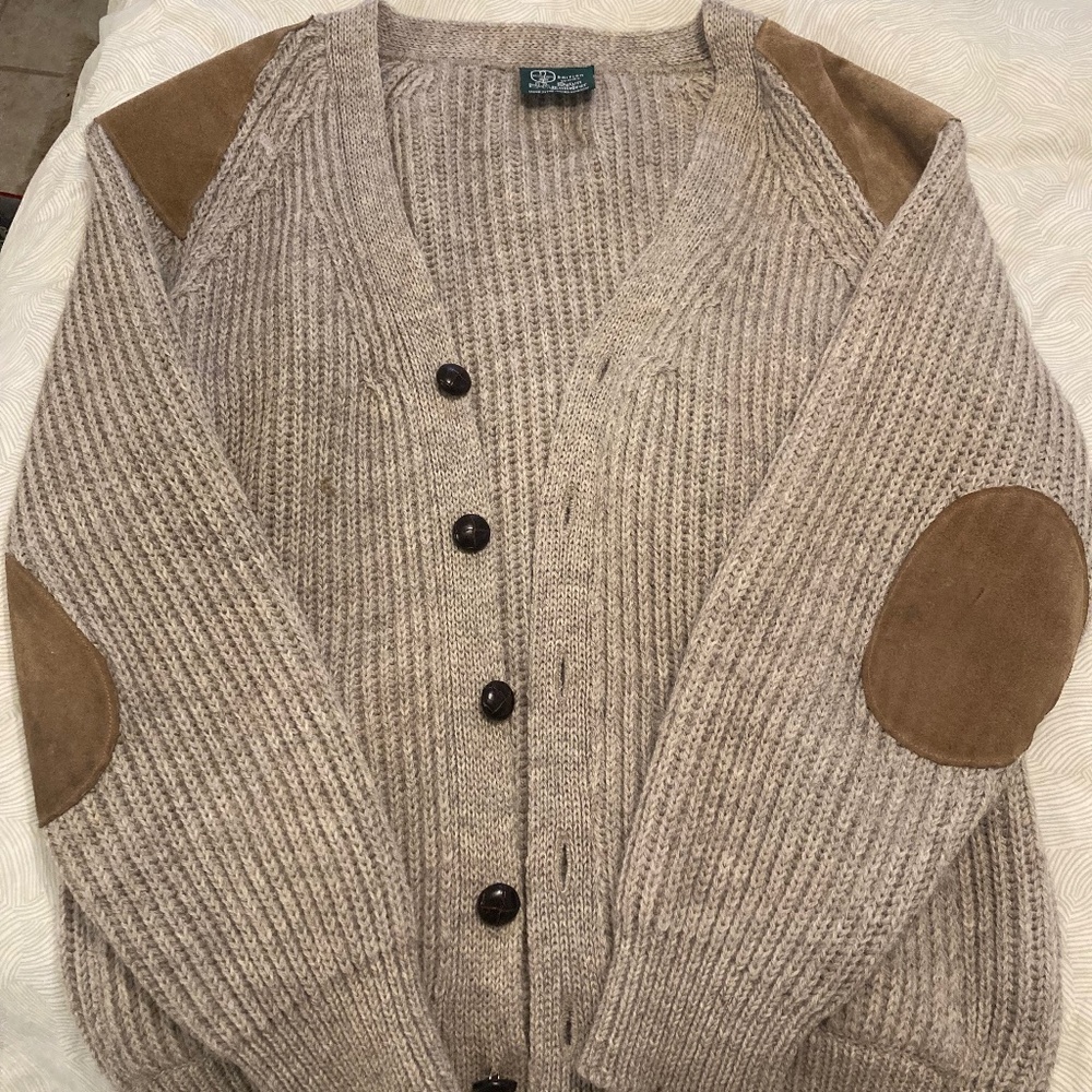Dulyn knitwear, size L, Wool cardigan sweater with shoulder and elbow patches